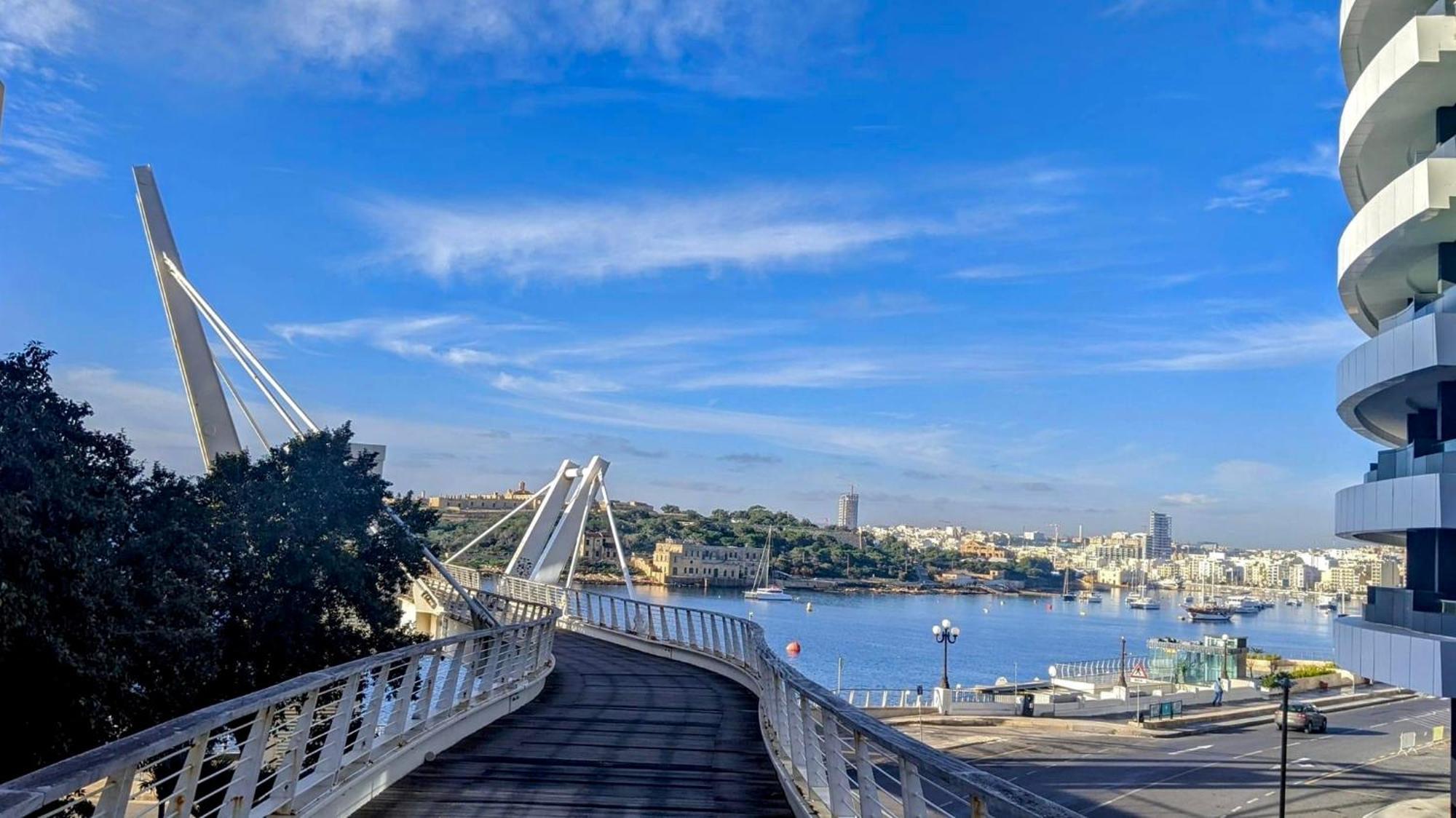 Tigne Sliema Three Bedrooms Apartment Eksteriør billede