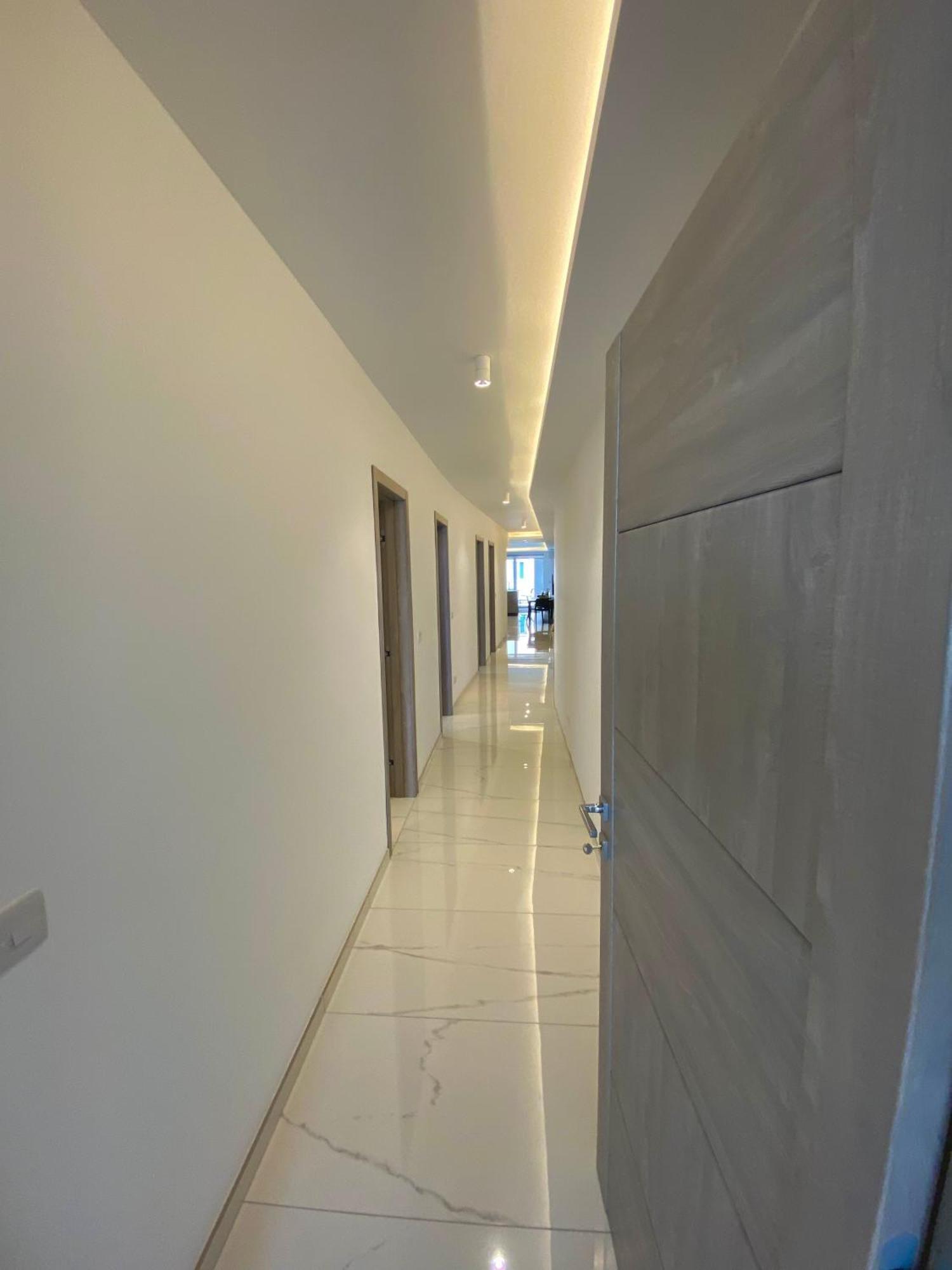 Tigne Sliema Three Bedrooms Apartment Eksteriør billede