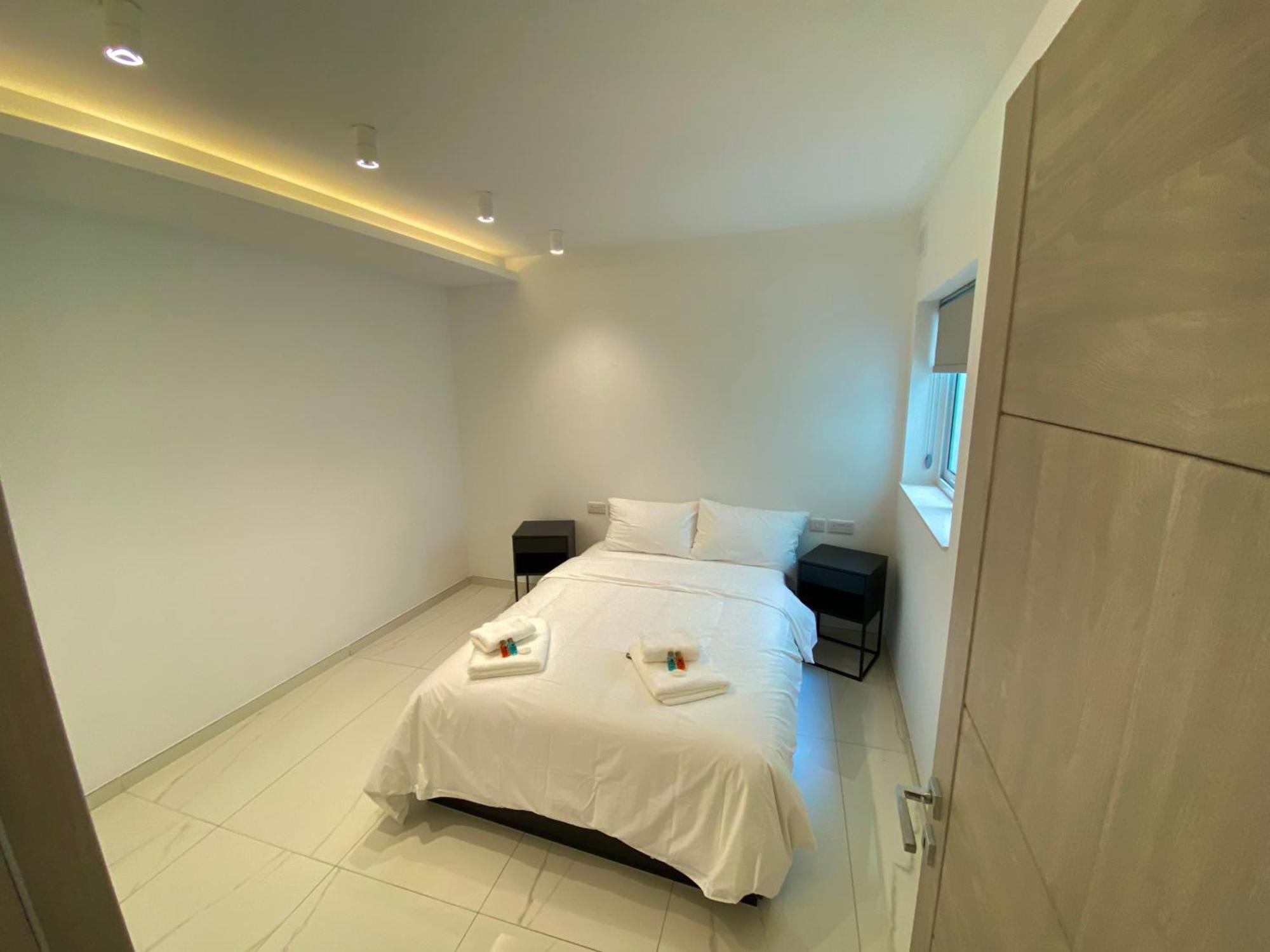 Tigne Sliema Three Bedrooms Apartment Eksteriør billede