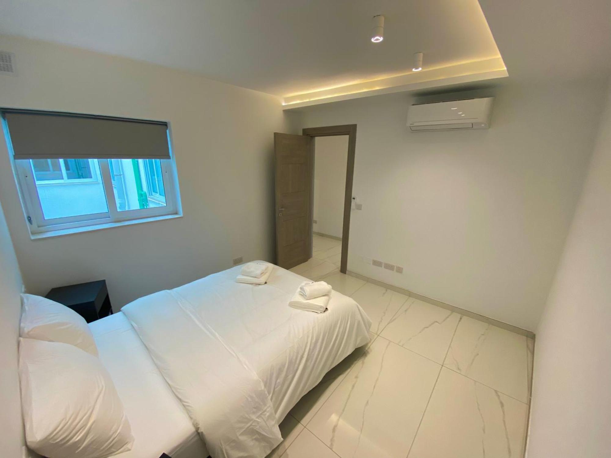 Tigne Sliema Three Bedrooms Apartment Eksteriør billede
