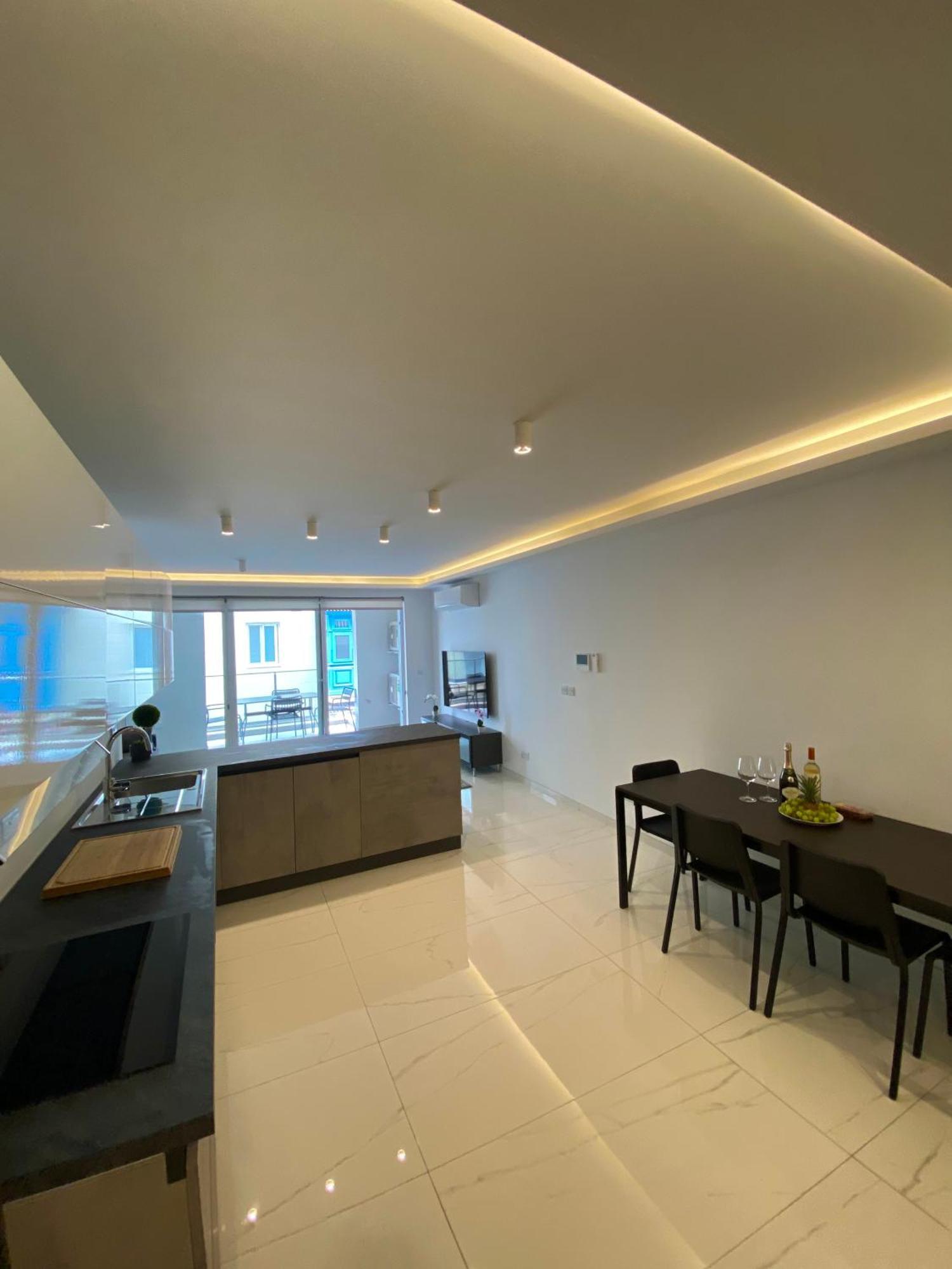 Tigne Sliema Three Bedrooms Apartment Eksteriør billede