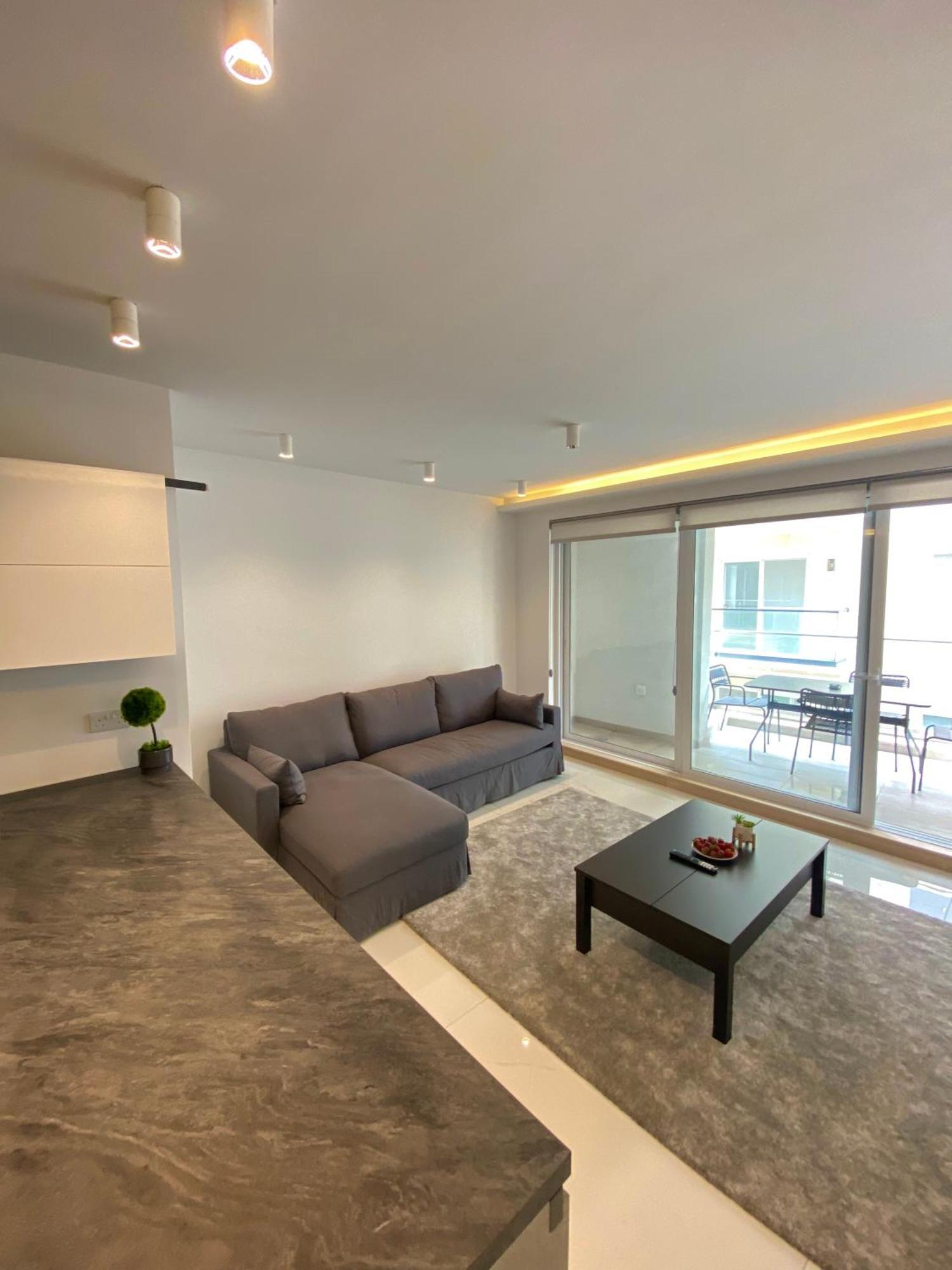Tigne Sliema Three Bedrooms Apartment Eksteriør billede
