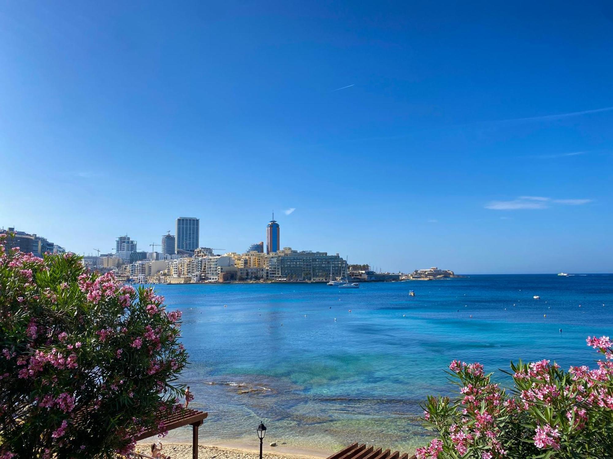 Tigne Sliema Three Bedrooms Apartment Eksteriør billede